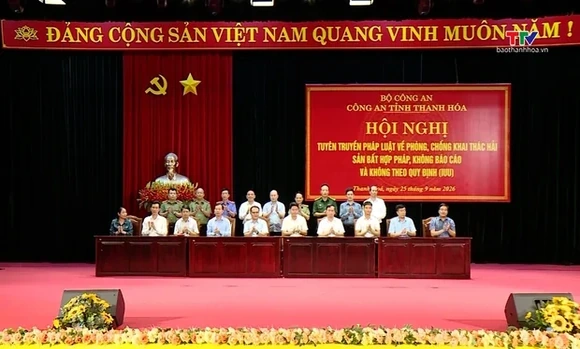 Tuyên truyền chống khai thác hải sản bất hợp pháp, không báo cáo và không theo quy định (IUU)