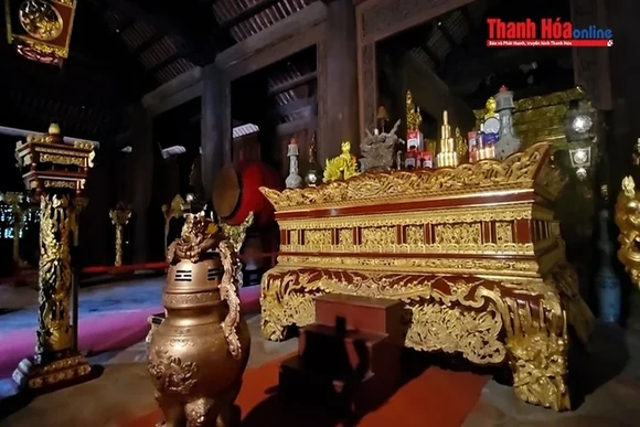 Chiêm ngưỡng vẻ đẹp bên trong Chính điện Lam Kinh