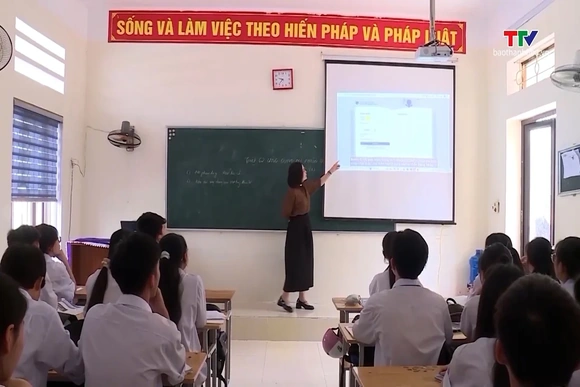 Dự kiến bỏ môn thi thứ ba, kỳ thi vào lớp 10 chỉ còn Toán và Ngữ văn