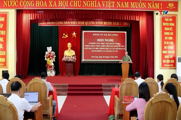 Đảng ủy xã Hà Long quán triệt, triển khai các nghị quyết, chỉ thị của Bộ Chính trị
