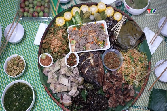 Hương vị núi rừng trong mâm cơm người Thái